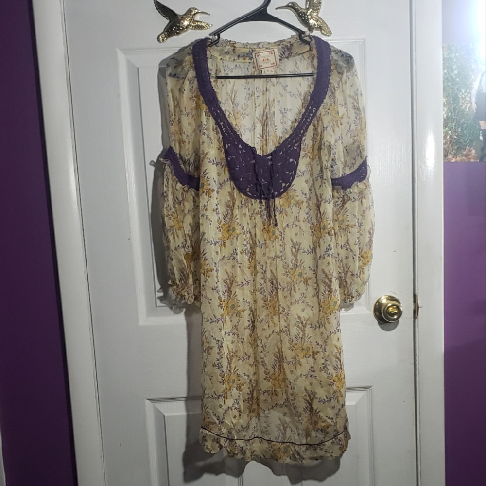 Cute floral sheer boho dress/coverup - Picture 1 of 4